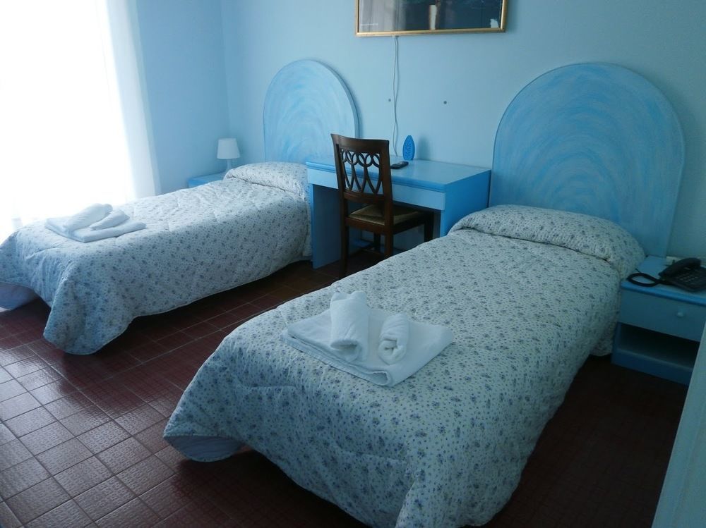 Hotel Oceano Peschiera del Garda Buitenkant foto